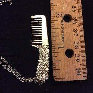 Rhinestone comb pendant necklace